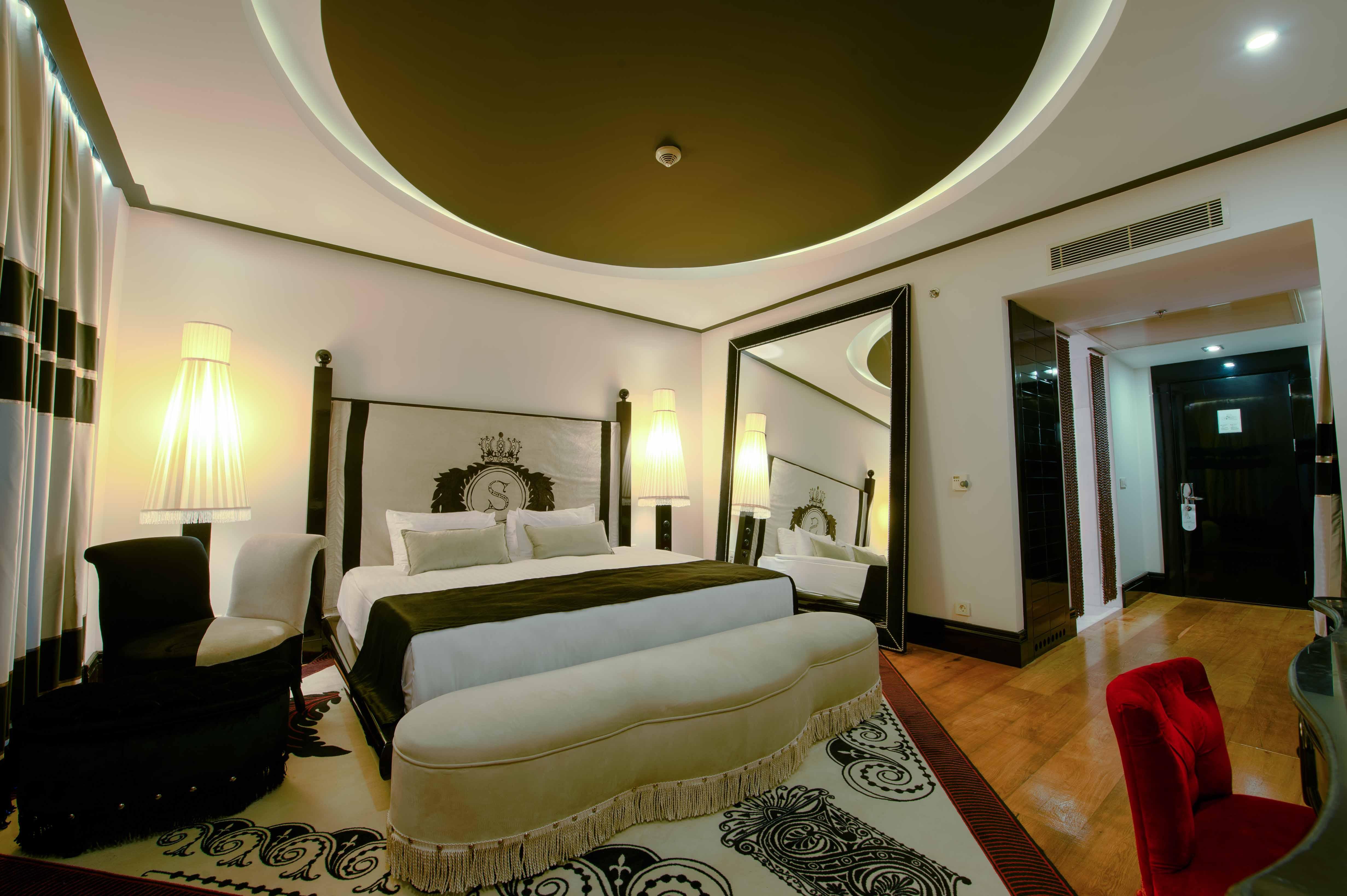 Deluxe Double Room Partial Sea View