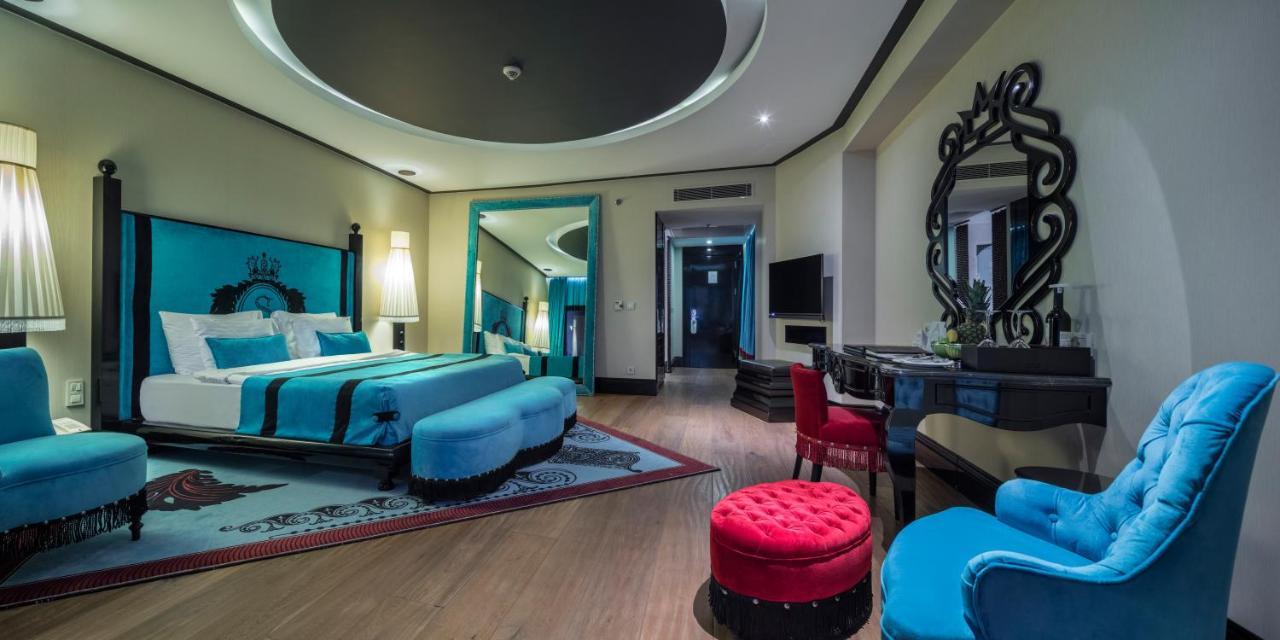 Deluxe Double Room Partial Sea View